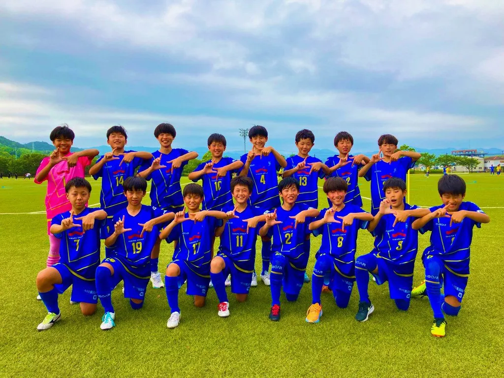 ジュニアユースの集合写真